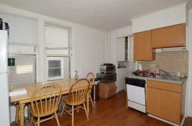 212 S Henry St unit 1, Madison, WI 53703 - photo 6