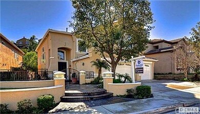 8844 E Garden View Drive