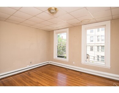 49 Kent St unit 3, Brookline, MA 02445 - photo 3