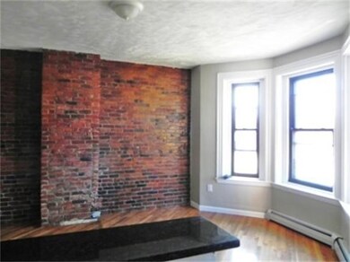 322 Warren St unit 2, Roxbury, MA 02119 - photo 2