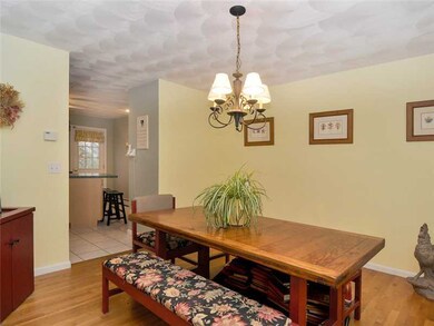 10 Evergreen Ct, Wakefield, RI 02879 - photo 4