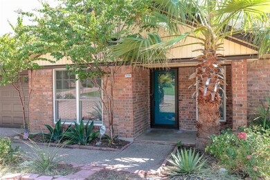 1109 Stonelake Dr, Cleburne, TX 76033 - photo 2