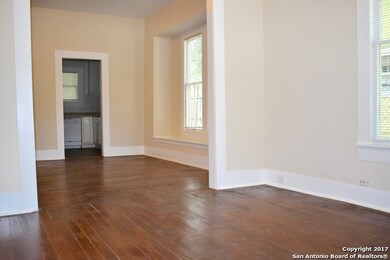 509 E Evergreen St, San Antonio, TX 78212 - photo 5