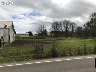 31176 S Highway 213, Molalla, OR 97038 - photo 2