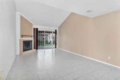 2001 Lakewood Ct, Willis, TX 77318 - photo 7