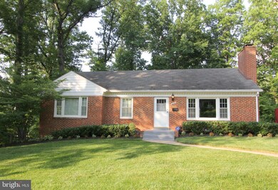 2235 Highland Ave, Falls Church, VA 22046 - photo 2