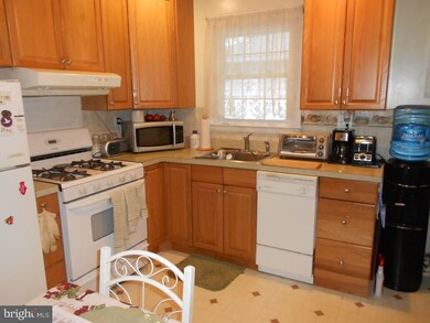 15 Walnut Rd, Wallingford, PA 19086 - photo 4