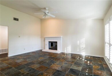 800 Shady Creek Ln, Bedford, TX 76021 - photo 2
