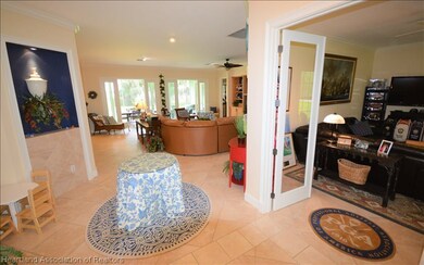 337 Holmes Ave, Lake Placid, FL 33852 - photo 3