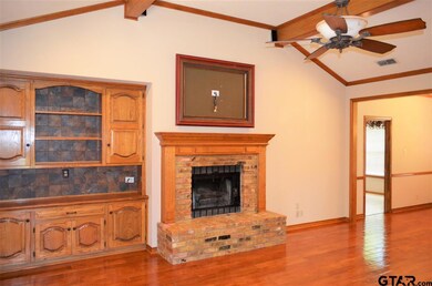 6110 Stoneleigh Dr, Tyler, TX 75703 - photo 6