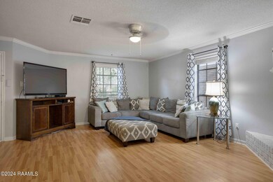 7-web-or-mls-517 Kaiser Dr-7