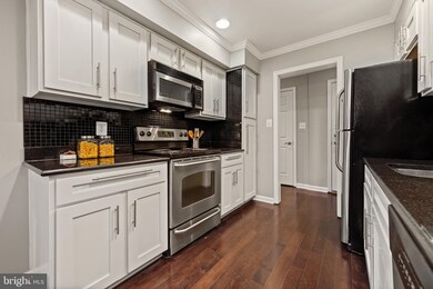 3332 Spring Ln unit C34, Baileys Crossroads, VA 22041 - photo 3