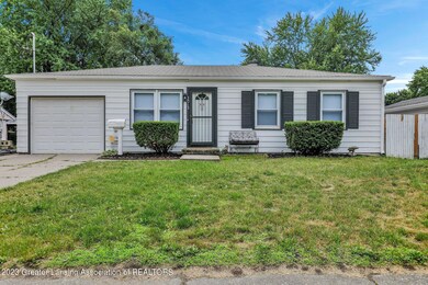 3013 Hillcrest St, Lansing, MI 48911 - photo 4