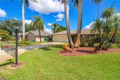 213 Bay Meadows Dr, Naples, FL 34113 - photo 7