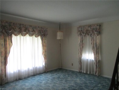 28735 Alton Rd, Wickliffe, OH 44092 - photo 2