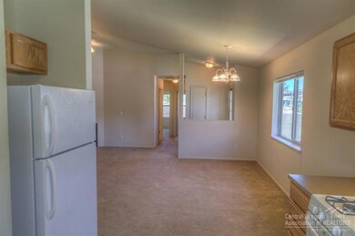 3071 NE Weddell St, Bend, OR 97701 - photo 7