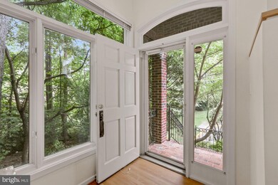 11532 Hemingway Dr, Reston, VA 20194 - photo 2