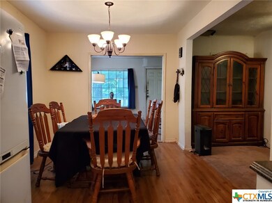 513 Harvey St, San Marcos, TX 78666 - photo 7