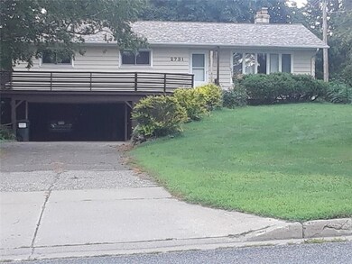 2731 Crestwood Rd, Eau Claire, WI 54703 - photo 3