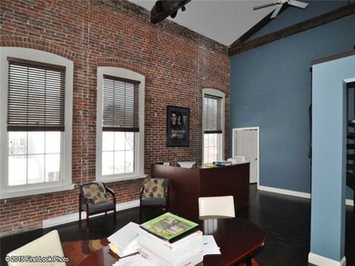 385 S Main St, Providence, RI 02903 - photo 4