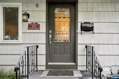 322 Marshall St, Ridgewood, NJ 07450 - photo 5