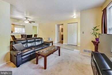1486 Lowell Ct, Crofton, MD 21114 - photo 5