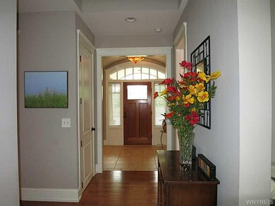 Foyer.