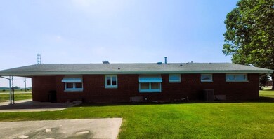 10338 N Us Highway 45, Effingham, IL 62401 - photo 4