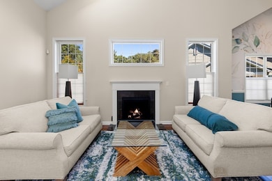 42 Hopkins Cir, Methuen, MA 01844 - photo 5