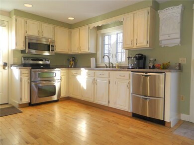 11 Fieldstone Ln, Sanford, ME 04073 - photo 2