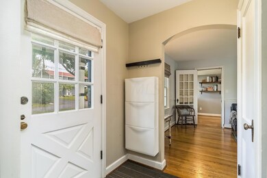 325 E New England Ave, Worthington, OH 43085 - photo 5