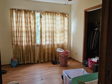 10562 S Wabash Ave, Chicago, IL 60628 - photo 6