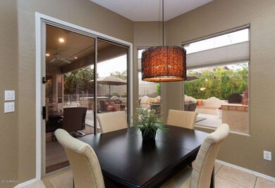 9338 E Hillview Cir Eating Area