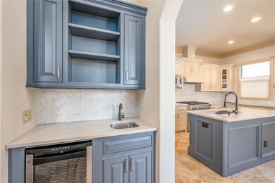 1508 Mcduffie St, Houston, TX 77019 - photo 2