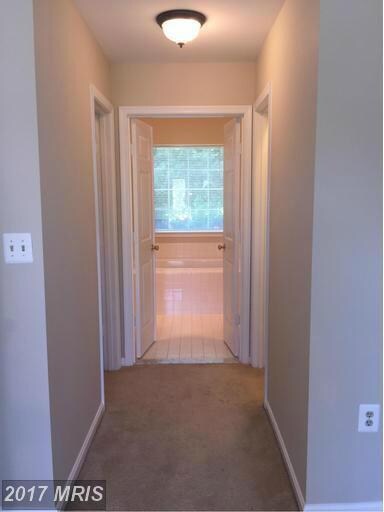 46447 Cedarhurst Dr, Sterling, VA 20165 - photo 7