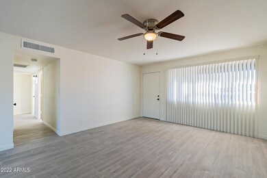 3547 W Lawrence Ln, Phoenix, AZ 85051 - photo 5