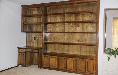 1336 NE 20th Place, Moore, OK 73160 - photo 4