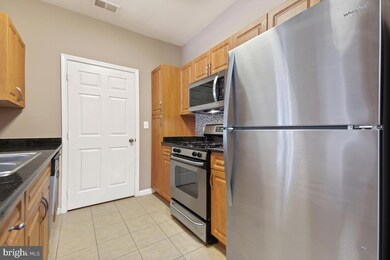 12925 Centre Park Cir unit 102, Herndon, VA 20171 - photo 7