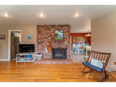 1724 33rd Ave, Longview, WA 98632 - photo 5