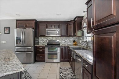 153 Kimberly Ln, West Warwick, RI 02893 - photo 6