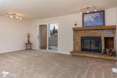02-2211 Sentry Dr B8 Anchorage AK-l