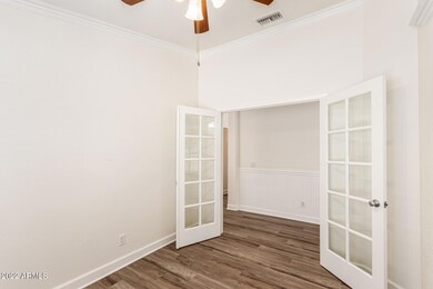 Flex Room/Den