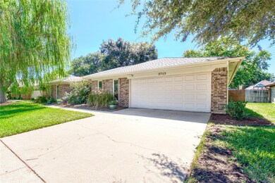 3713 Windomere Dr, Bedford, TX 76021 - photo 3