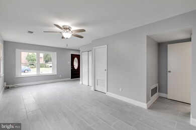 939 Andrews Ave, Darby, PA 19023 - photo 5