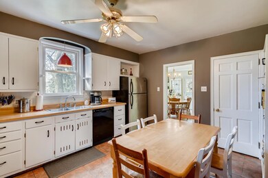 Large Kitchen