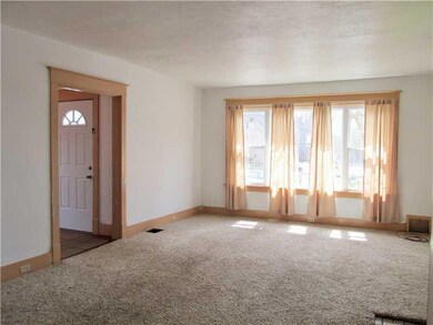 Living Room. Lots of natural light!