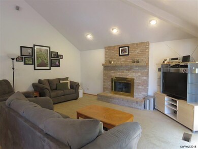 418 Valleywood Dr SE, Salem, OR 97306 - photo 6