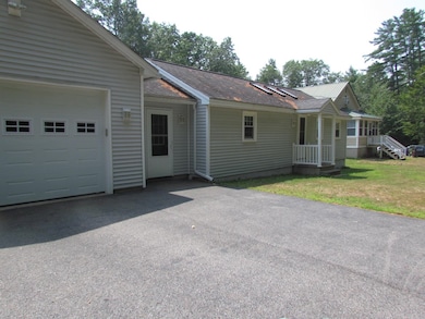 20 Lark St, Franklin, NH 03235 - photo 2