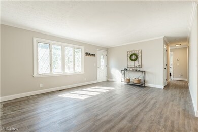 View down hall towards bedrooms
