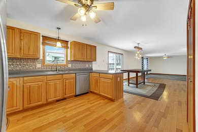 515 Tamarack Trail, Hebron, IN 46341 - photo 6